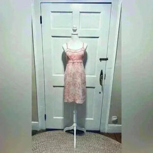 Vineyard Vines dress size 6, peach, pink, lime green colors, spaghetti straps.